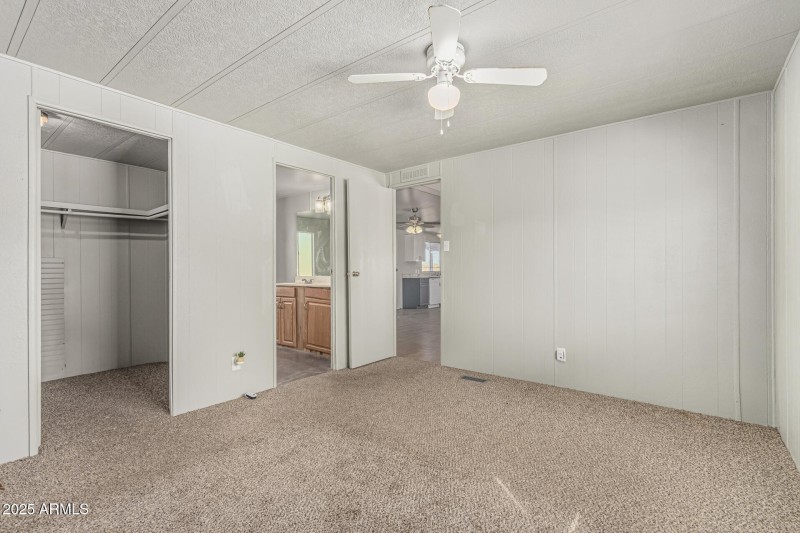 guest - primary en suite