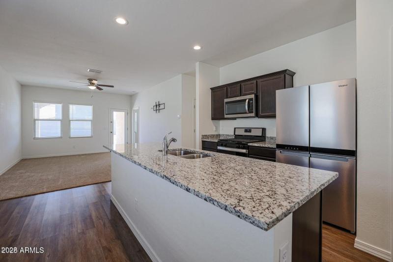 20220420232545495914000000-o