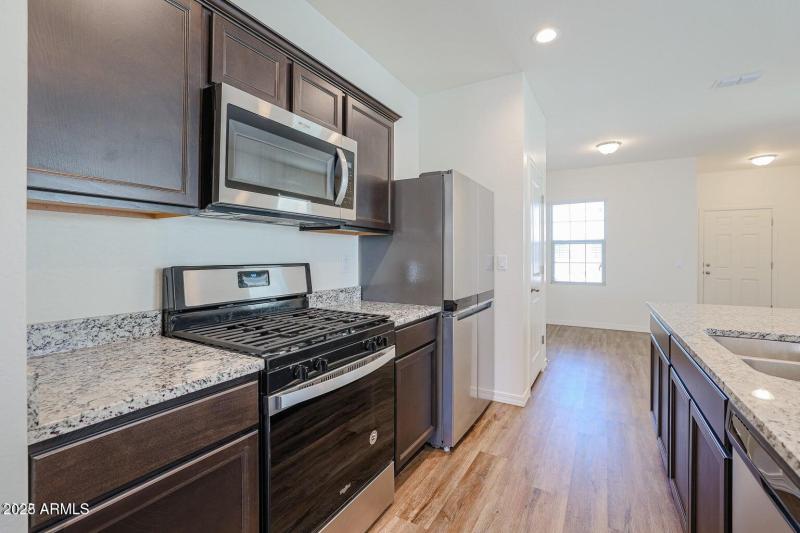 20220420232601870059000000-o