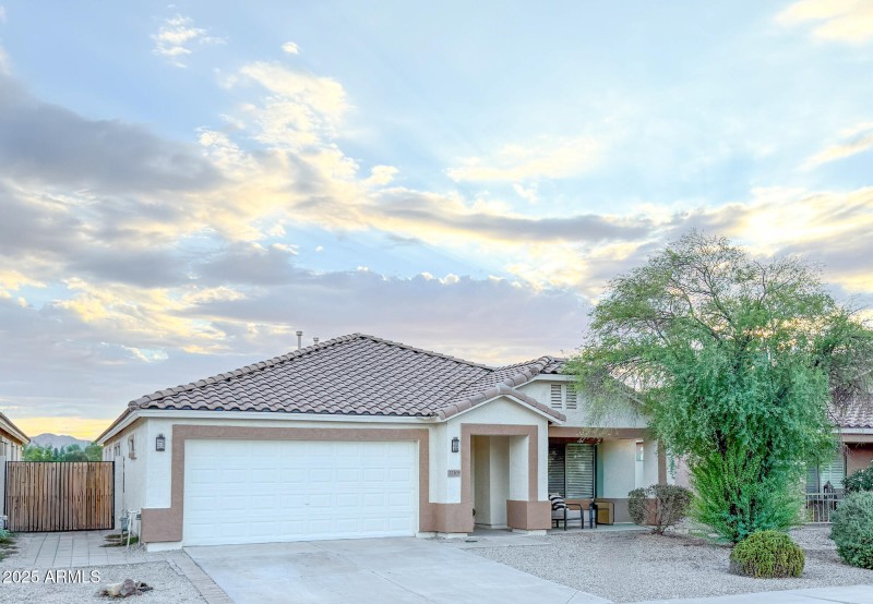 22309 E Via Rancho