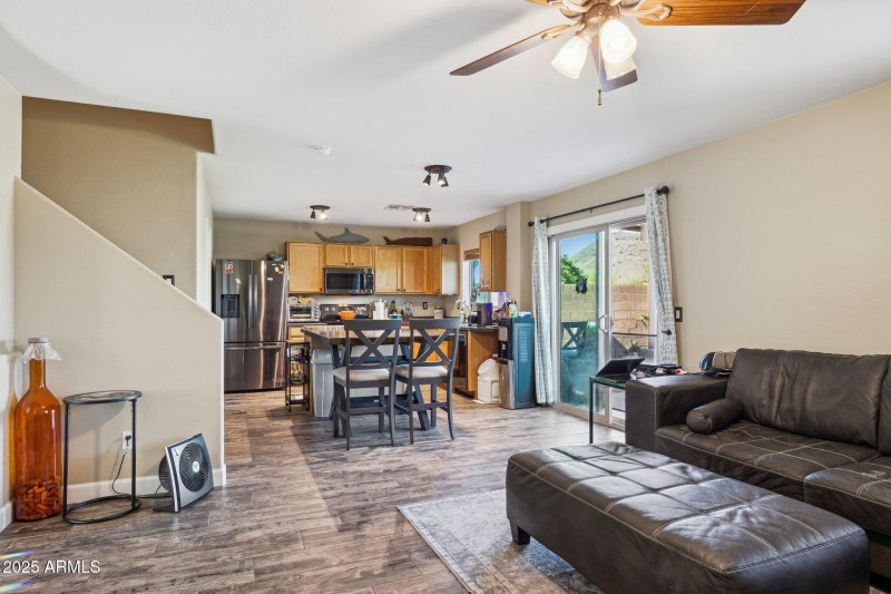 16-web-or-mls-23222-n-22nd-pl