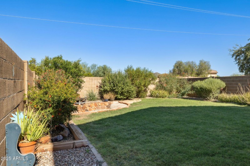 59-web-or-mls-23222-n-22nd-pl