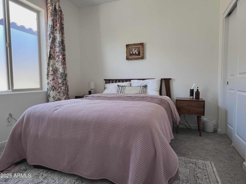 41176344-e7f9-4317-b2c1-8141ec4b84a7