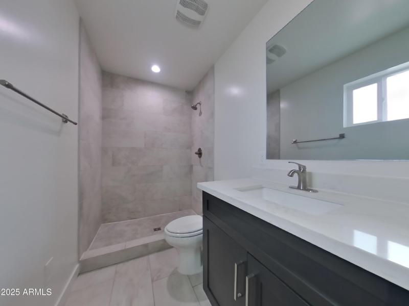 15_pc_WpT3TKip1e_aiJOAIDHzY_layout_0