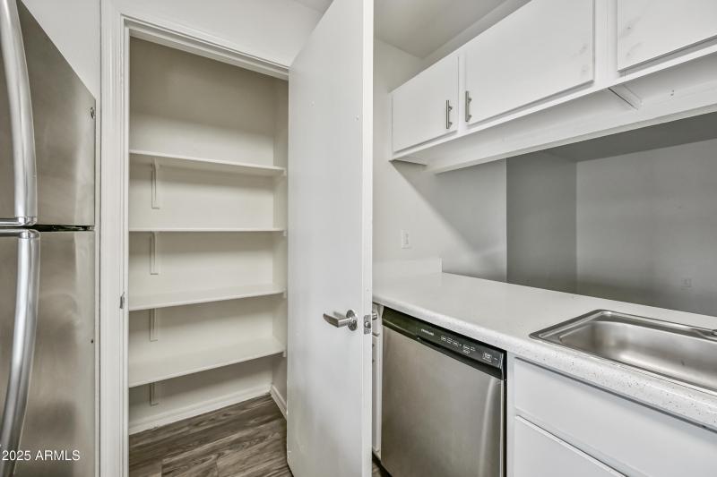 9-3065N67A227-ocupix