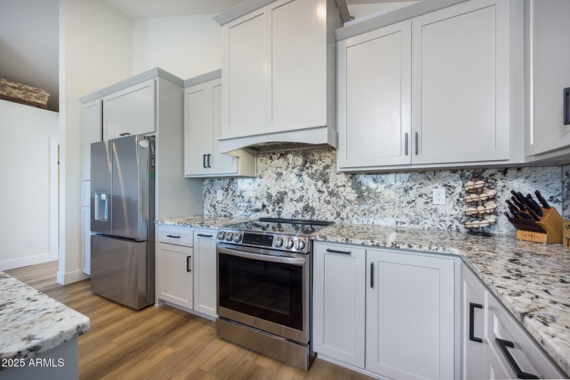 1302-coyotetrail_mls-33