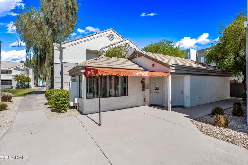 15EVA-3065N67A-ocupix-Comm-G-SS