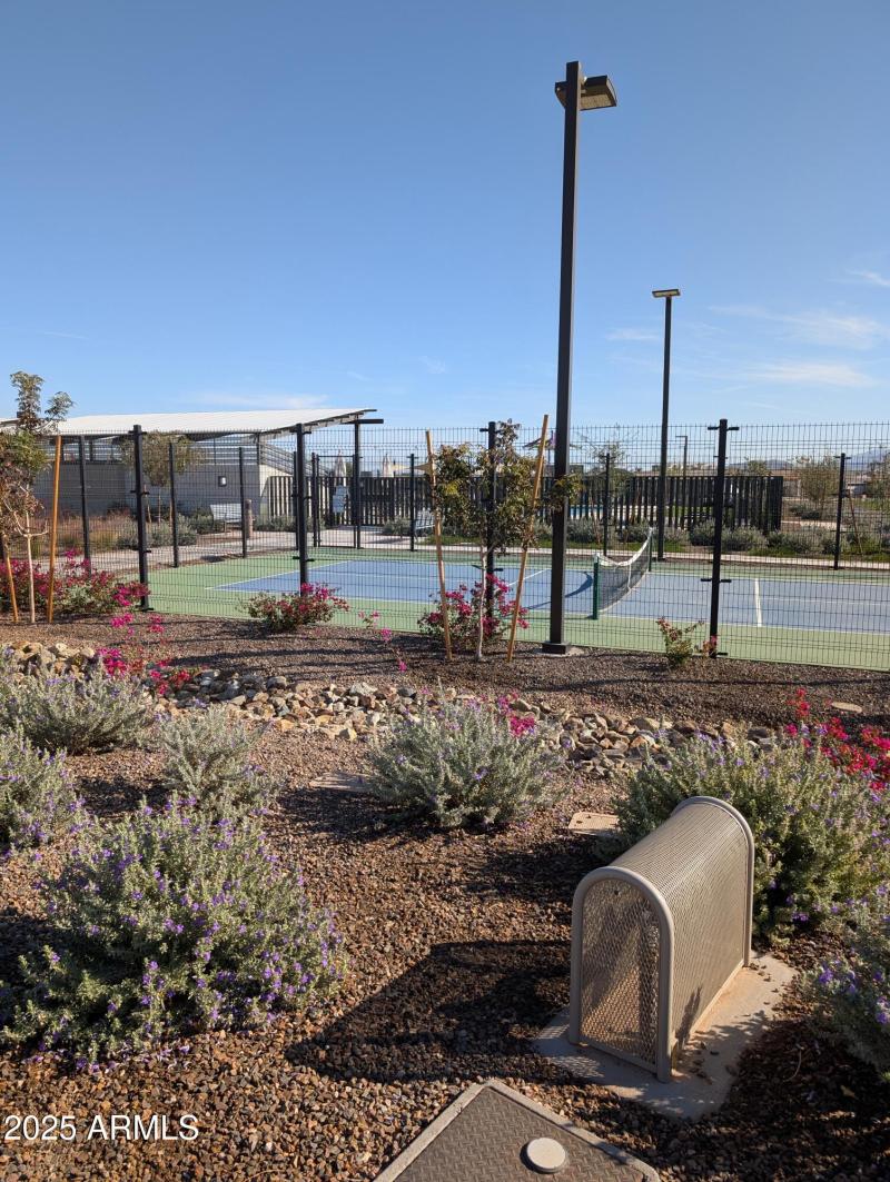 0f361d79-63ea-488d-8cec-a65576122cc2-1_a