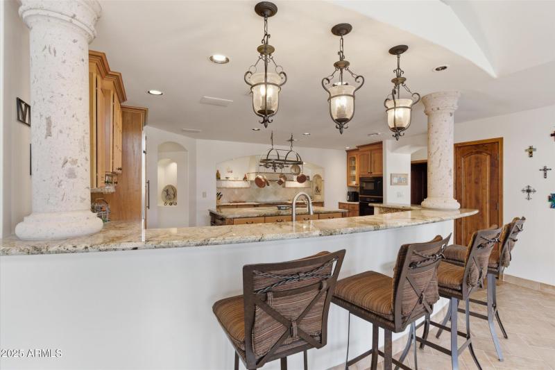 Custom Breakfast Bar lighting