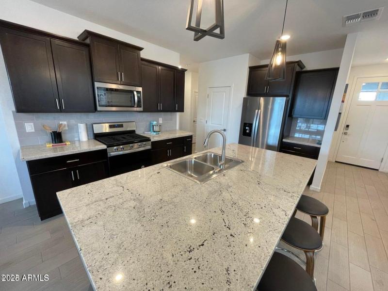 20220914154214916288000000-o