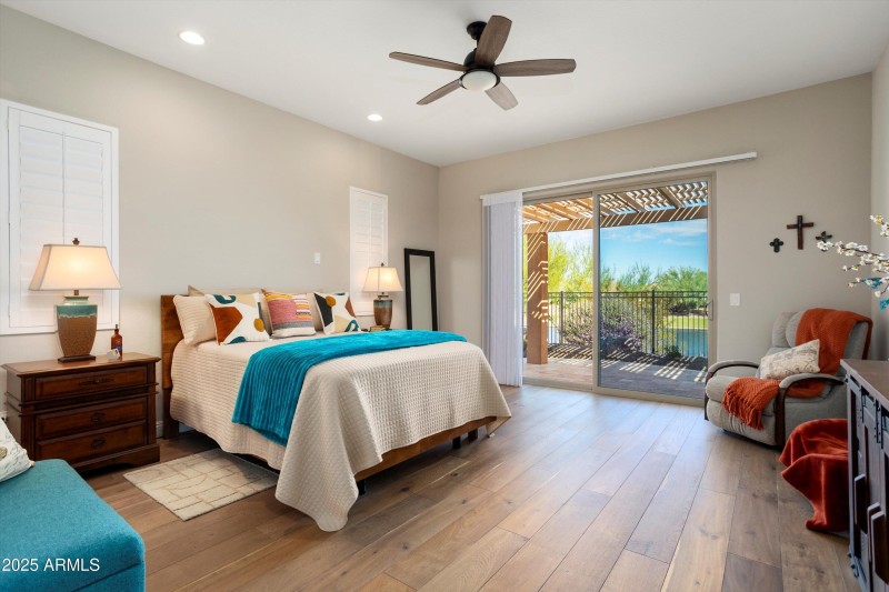 29-26534 W Abraham Ln