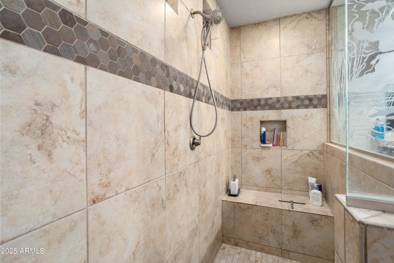 34-26534 W Abraham Ln