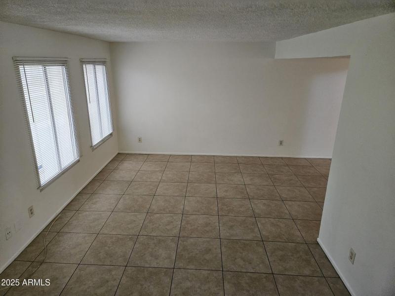 20251009_140745_resized