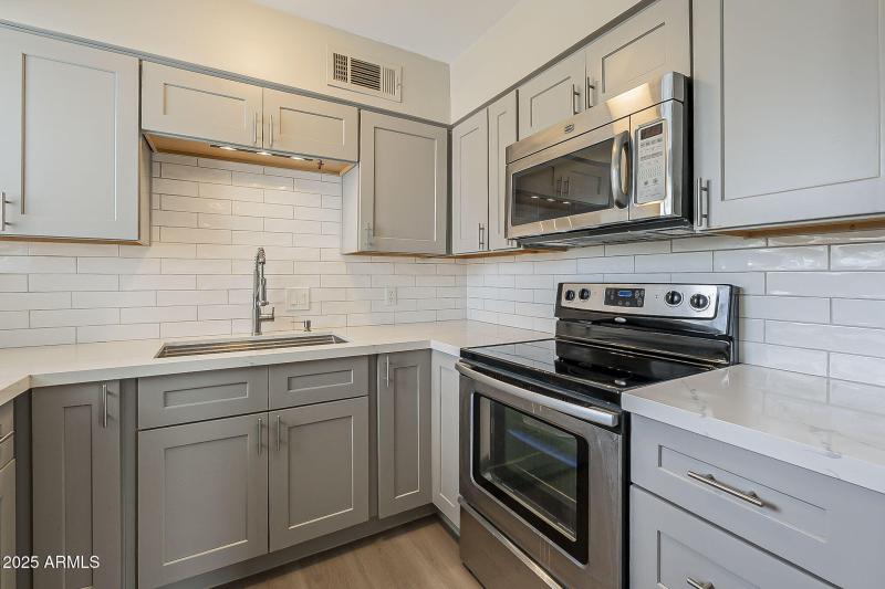 Modern Kitchen with Ample Storage