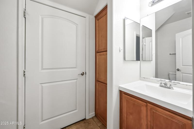 9-4608WMA1187-ocupix