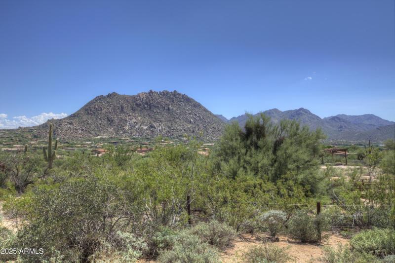 Pinnacle Peak Park Views
