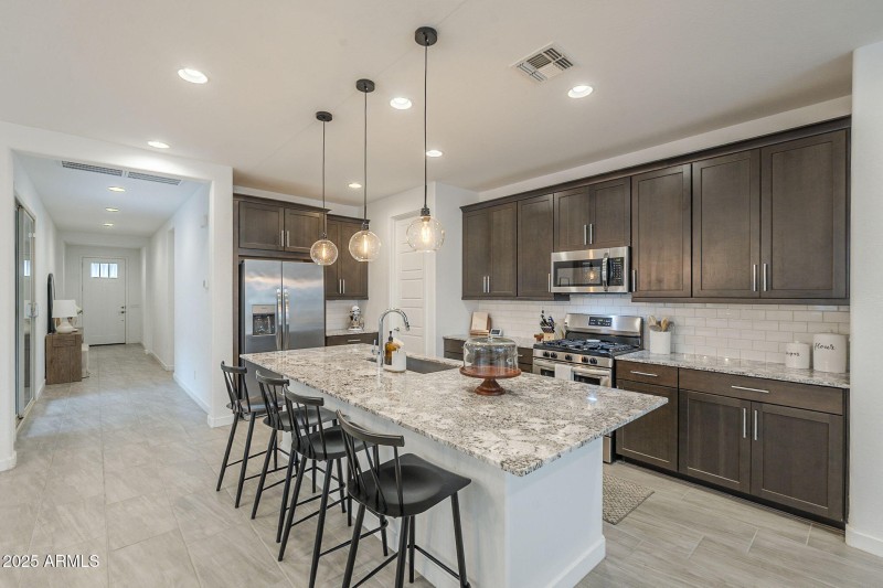 10-web-or-mls-Citadel-10