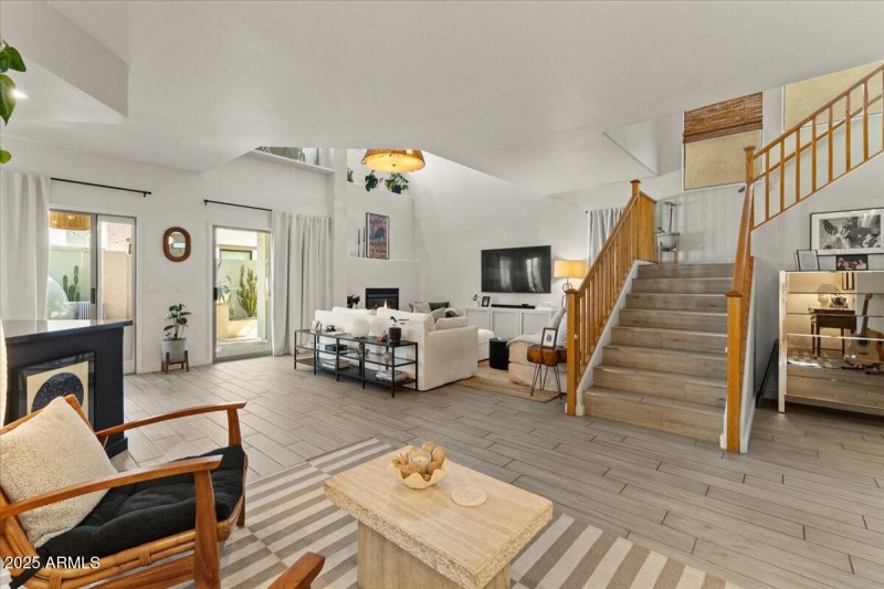 11-Sitting area and Living Room