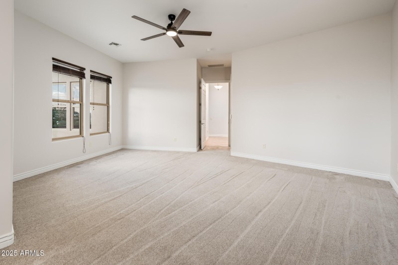 9219 N 16th Pl - MLS-27