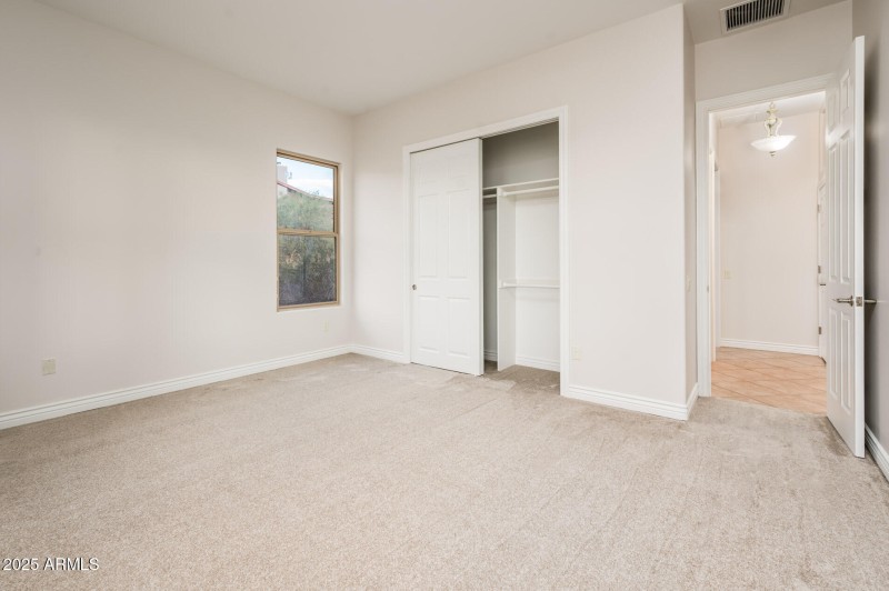 9219 N 16th Pl - MLS-37