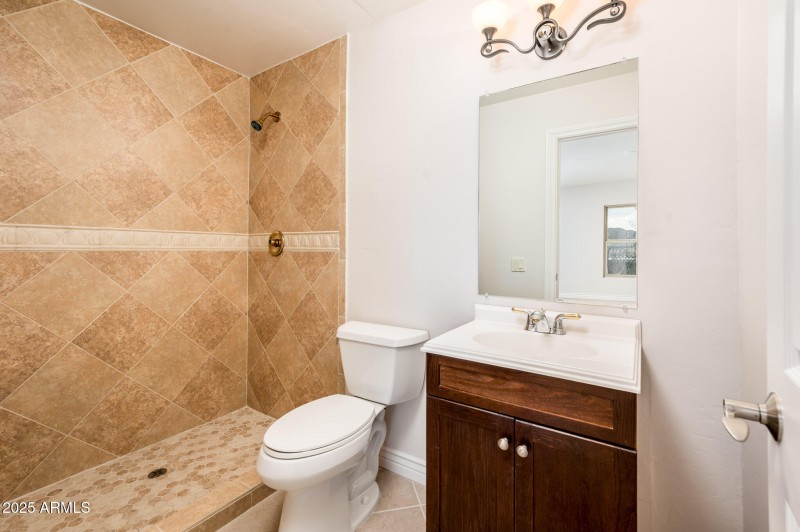 9219 N 16th Pl - MLS-41