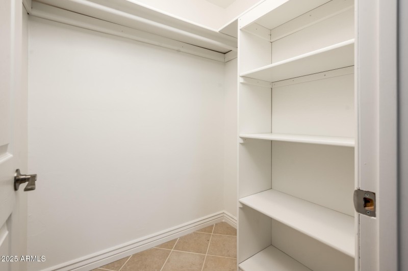 9219 N 16th Pl - MLS-42