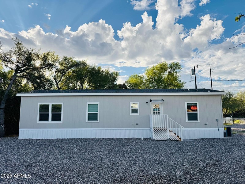 c7e4516d-df7b-40b8-bd63-e08fe7672af3