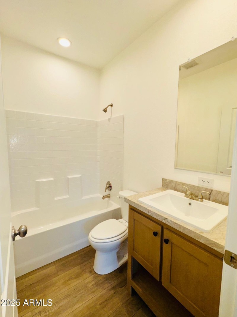 eb51997c-bb31-49d4-97c6-204d256b3409