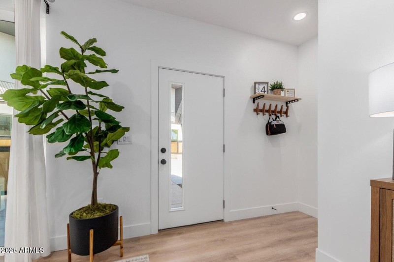 20241115200445242433000000-o