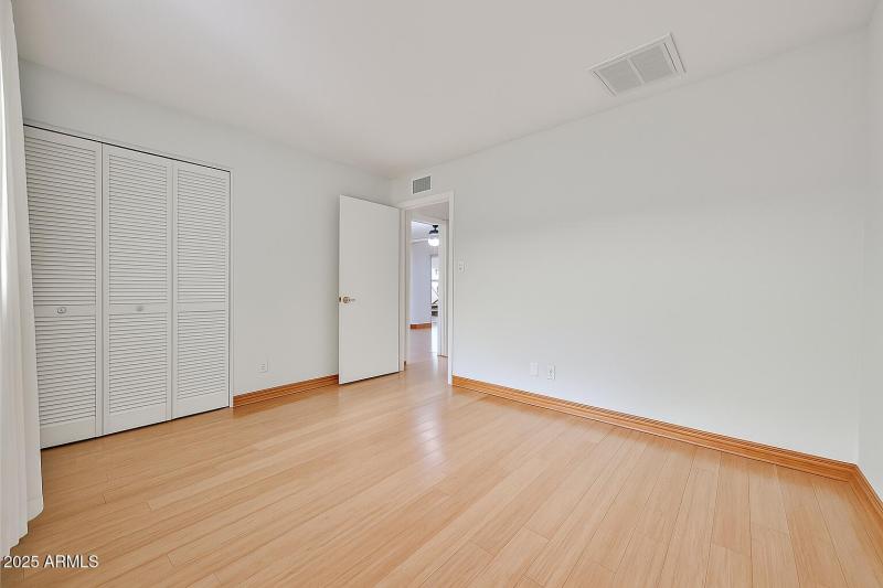 Bedroom - 02