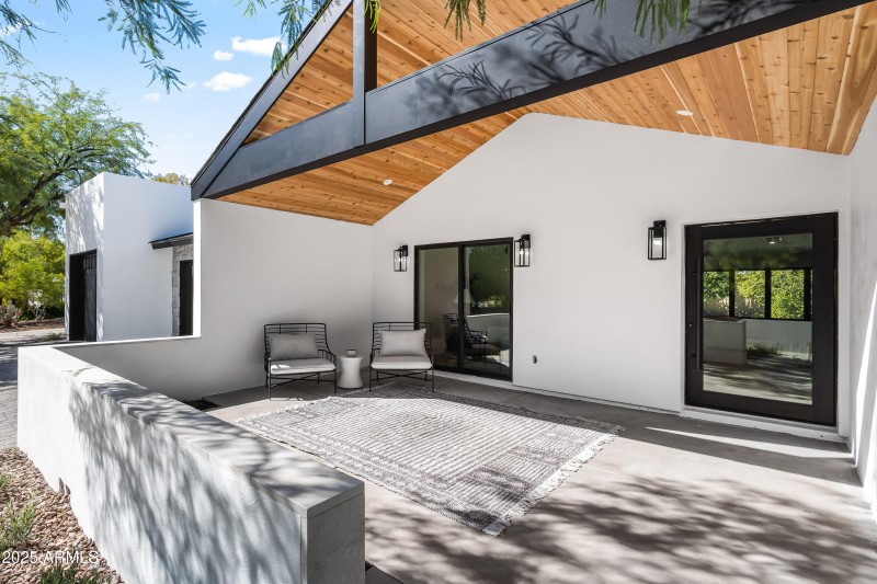 Front of Home | Entry