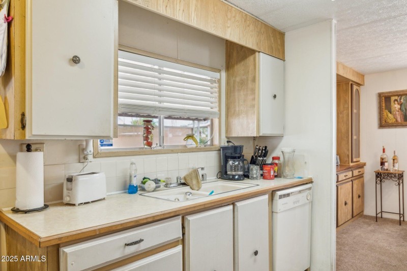 11-web-or-mls-2701-e-utopia-rd-lot-67