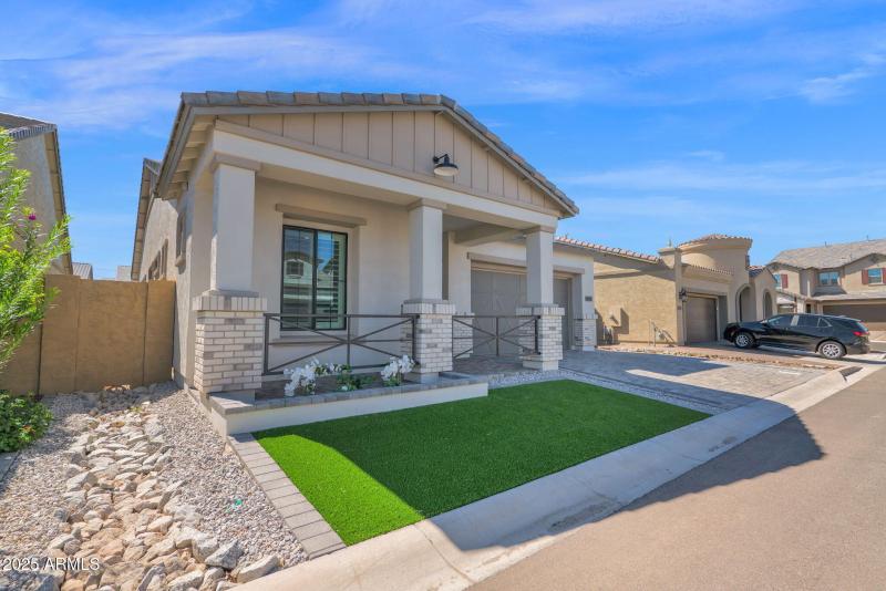 5641 Sayan - 52Exterior