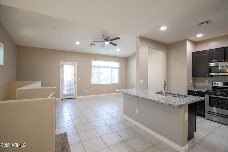 20220907061906586624000000-o