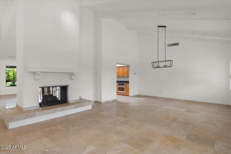 09-Living and Dining