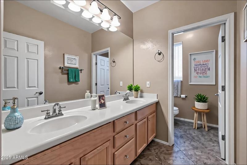 collov-ai_20251010005040_kzsl53