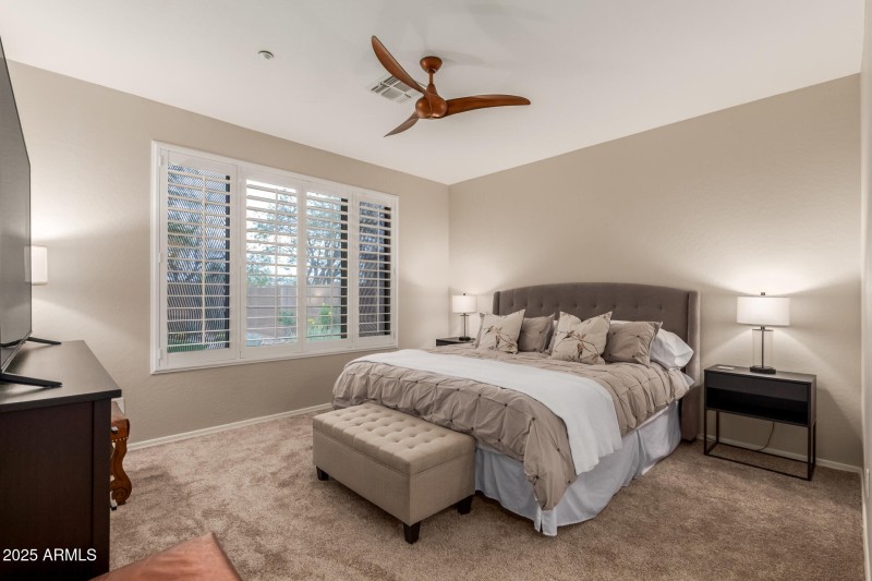 2951 W PLUM HOLLOW DR