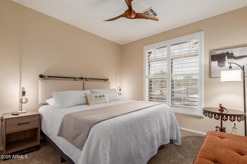 2951 W PLUM HOLLOW DR