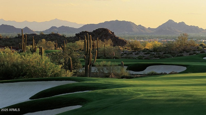 SILVERLEAF CLUB