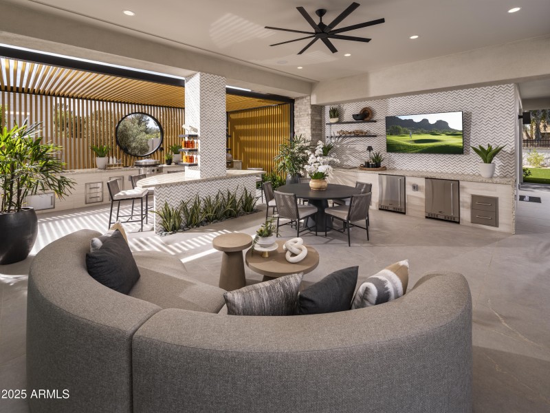 Merion_Grove_Desert_Sage_Patio_0596_conv