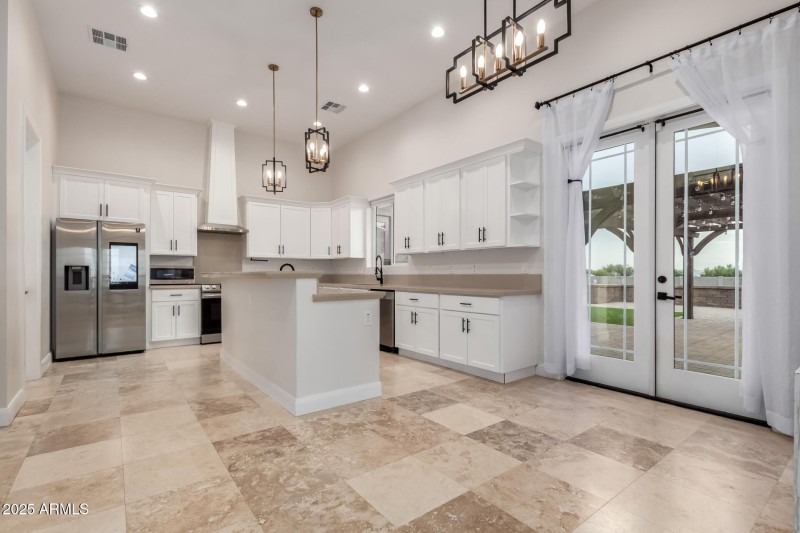 Kitchen : Breakfast Area