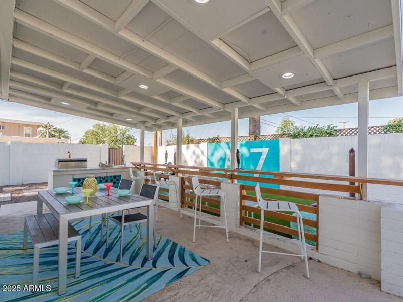 047_Covered Patio Area