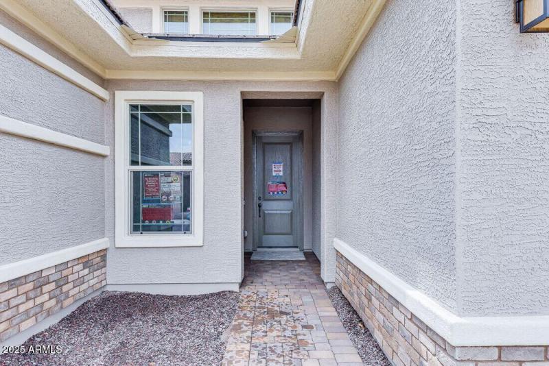 17837 W PASADENA - Ready Now!