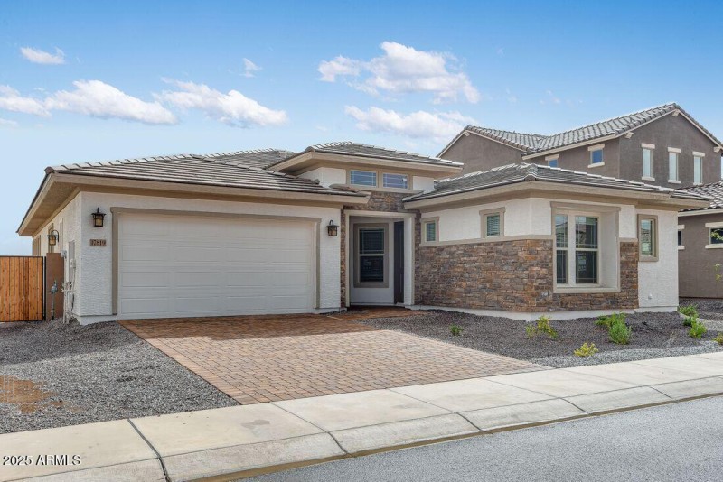 17819 W PASADENA - Ready Now!