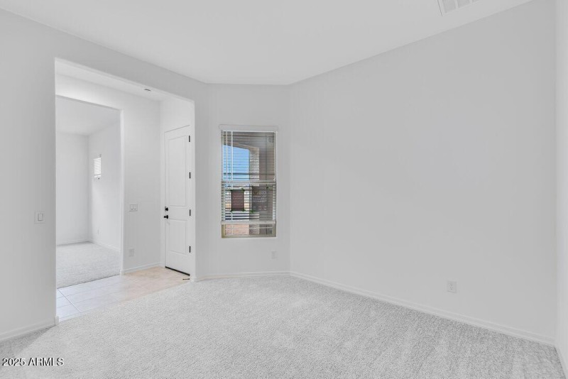 17819 W PASADENA - Ready Now!