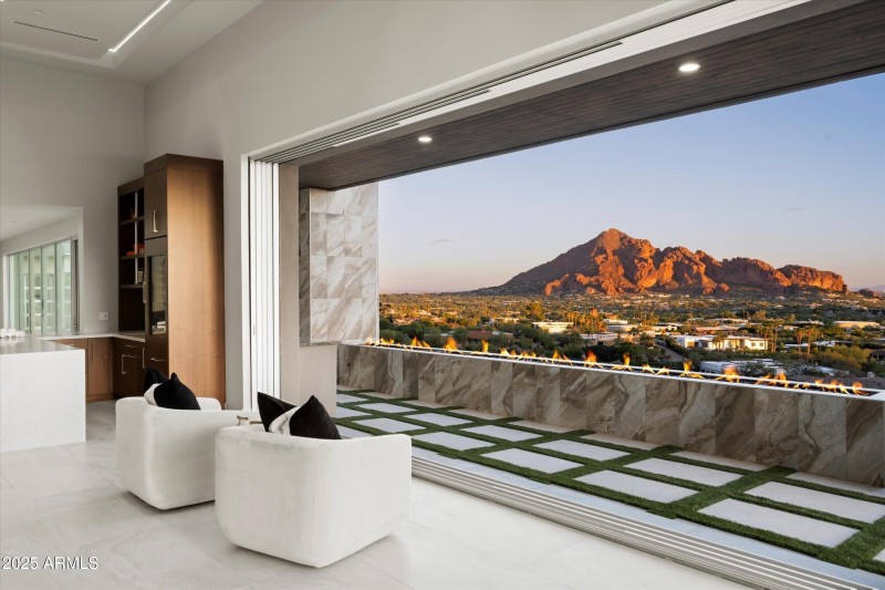 014_Great Room Views