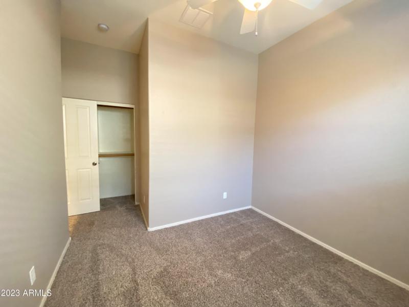 4442 N Jackson Ct-Bed 3