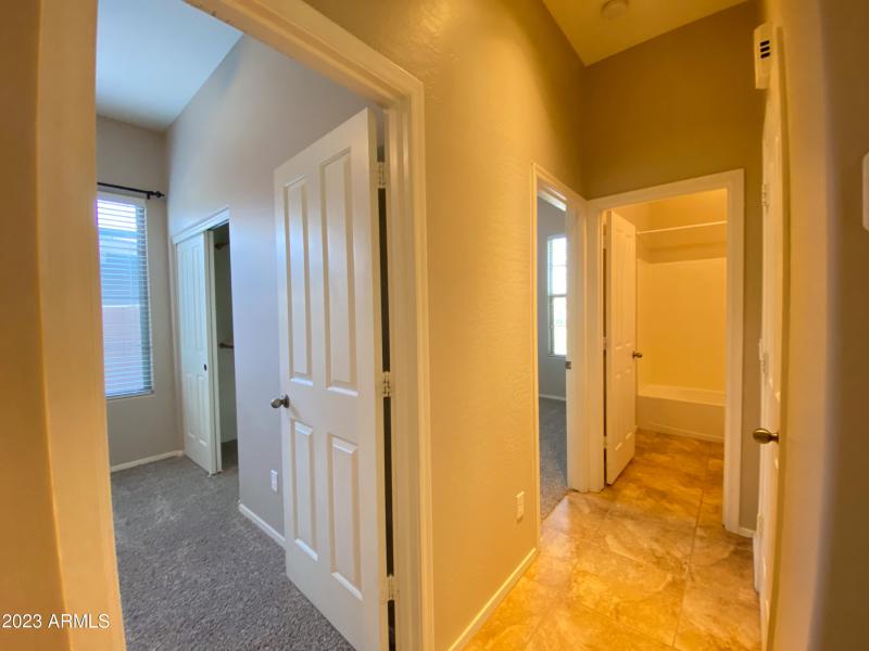 4442 N Jackson Ct-Hallway