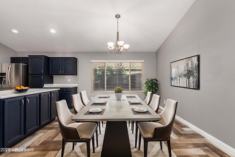 item_47 VS Watermark