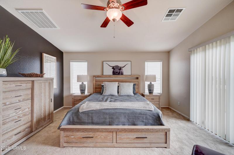 29293 N Yellow Bee-30